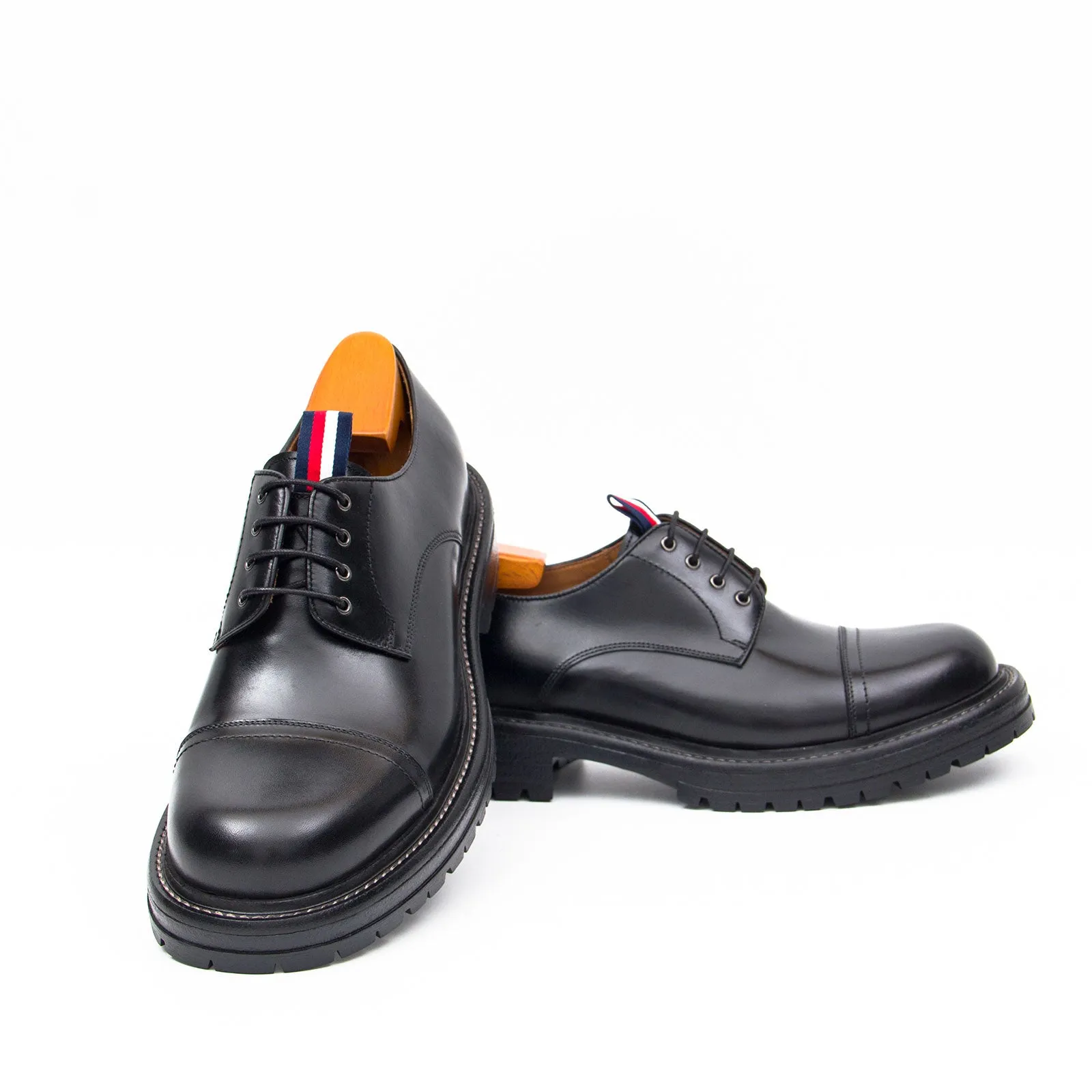 Big Cap Toe Derby shoes Black