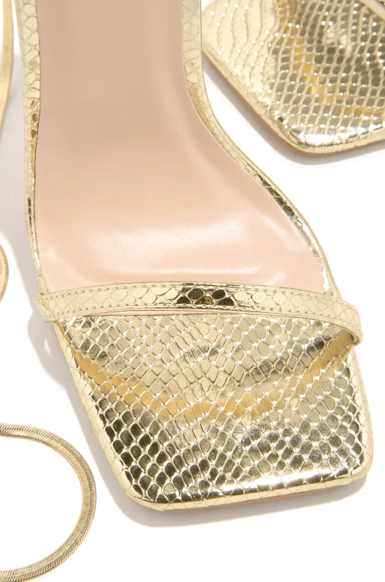 Perfect Affair Single Sole High Heels - Gold