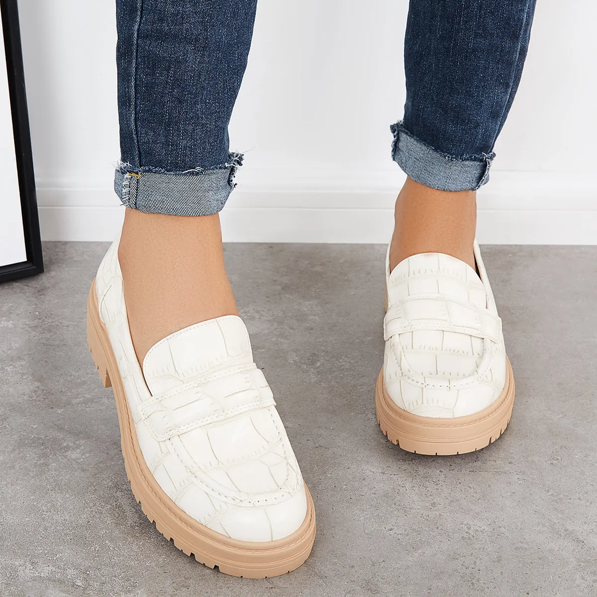 Women Round Toe Platform Vintage Loafers